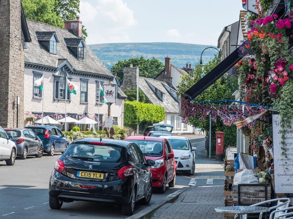 Pubs and shops in nearby Crickhowell