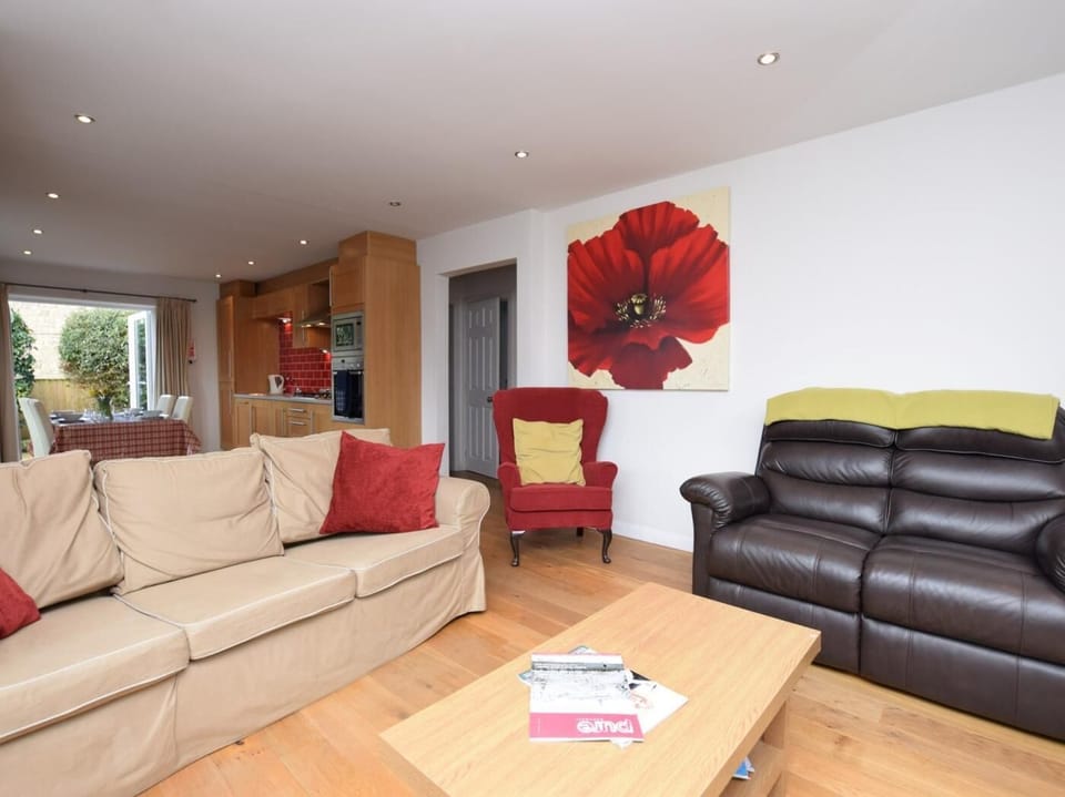 Light and airy space to sit back and relax