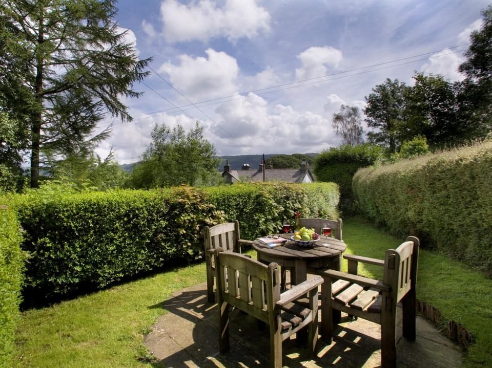 Rear lawn with garden furniture