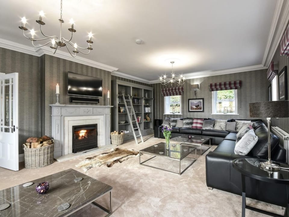 Fabulous large sitting room for all to enjoy