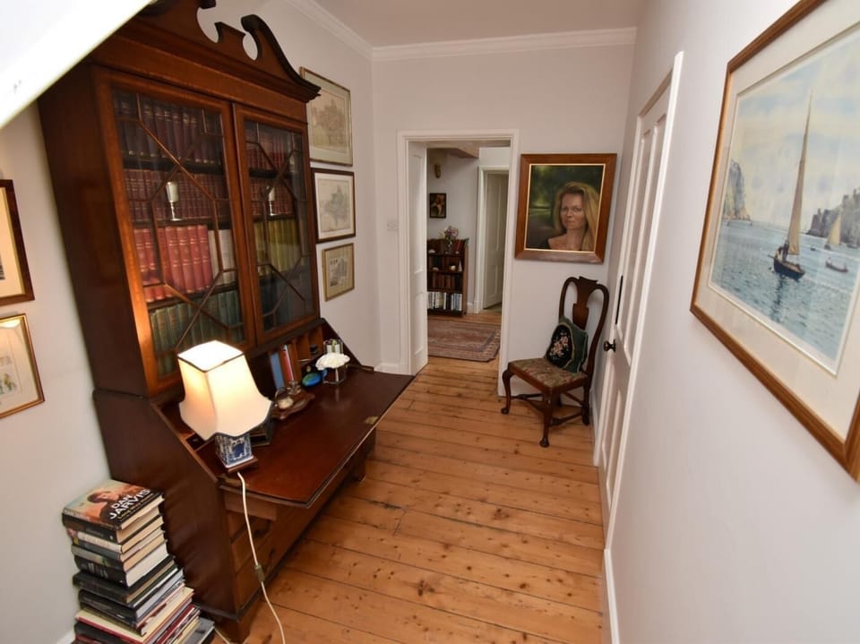 Hallway to top floor