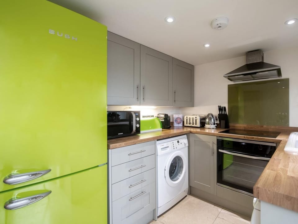 Well equipped kitchen area