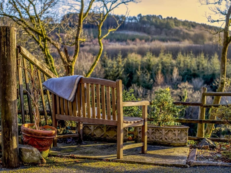 Step outside and enjoy the views from Woodlands Cottage
