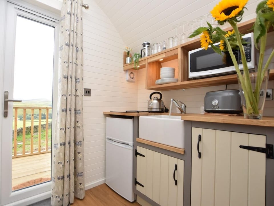 Well-equipped kitchen