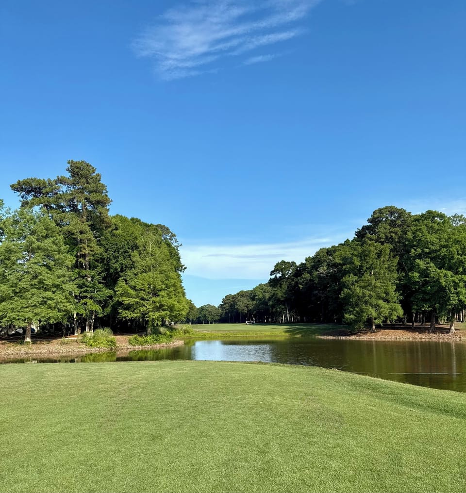 Tee box for the 11th hole