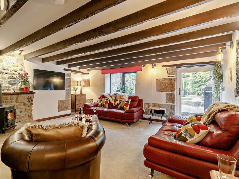 Quality furnishings throughout