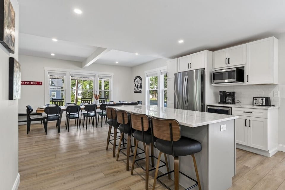 Big House: Over-sized kitchen island for seating up to 6