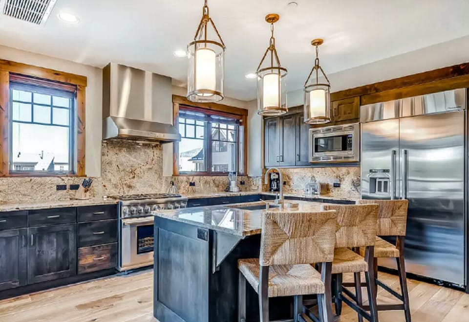 Breckenridge Water House On Main Street Kitchen