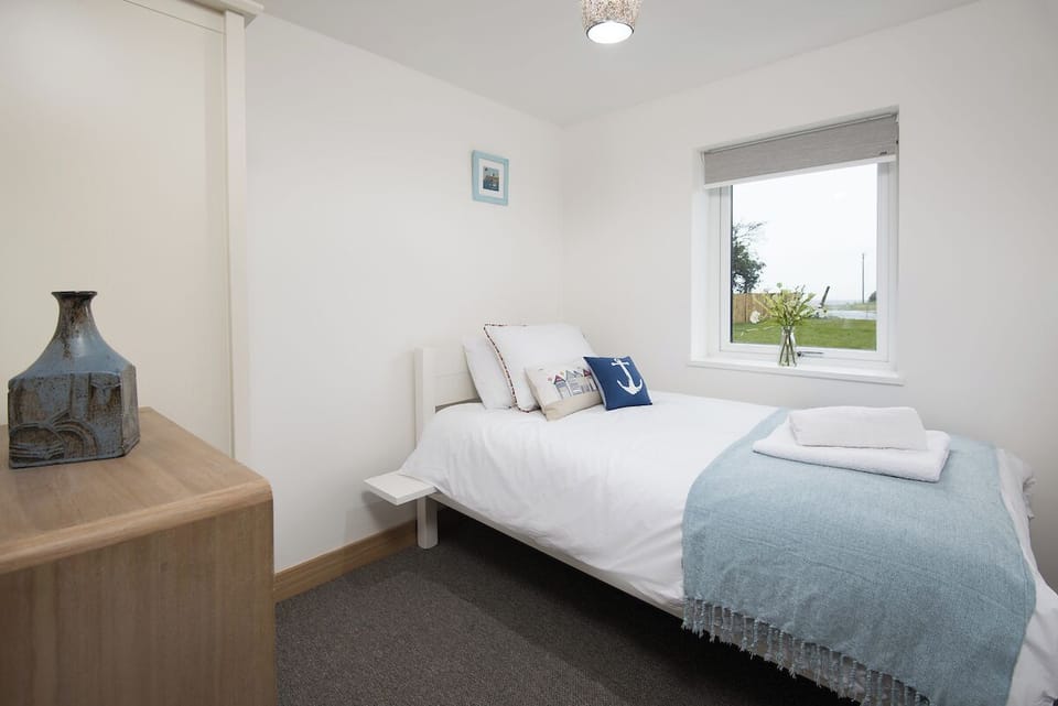 Single bedroom, with pull out bed if needed