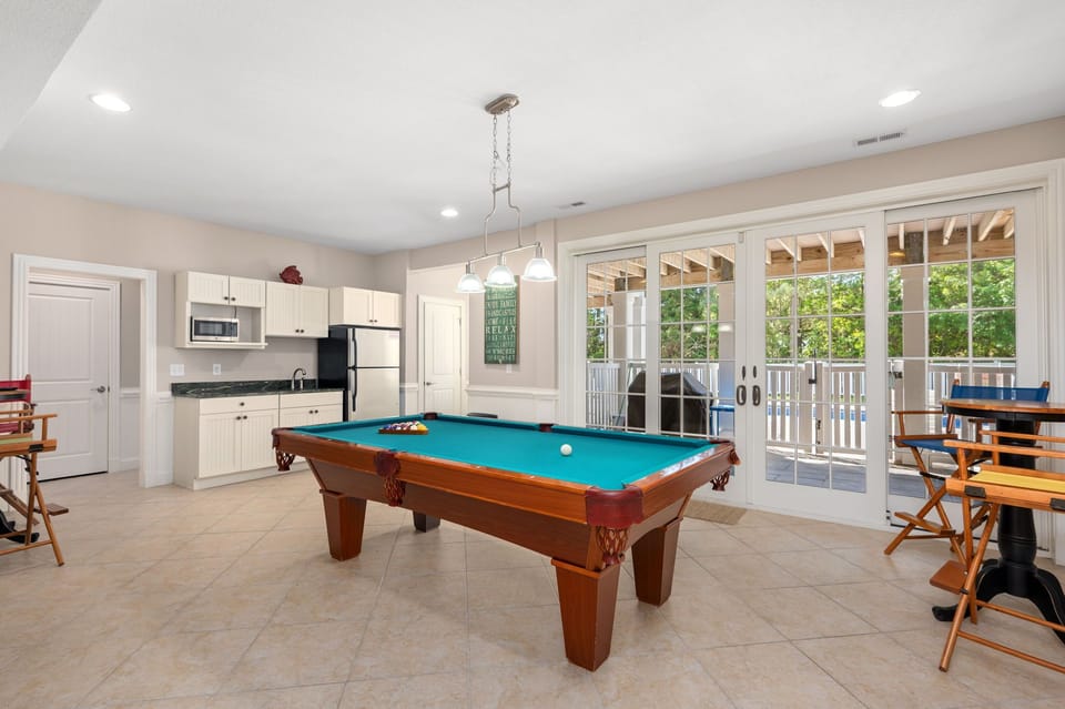 CC059: Sweet Retreat | LL Game Room - Pool Table, Kitchenette, Deck Access
