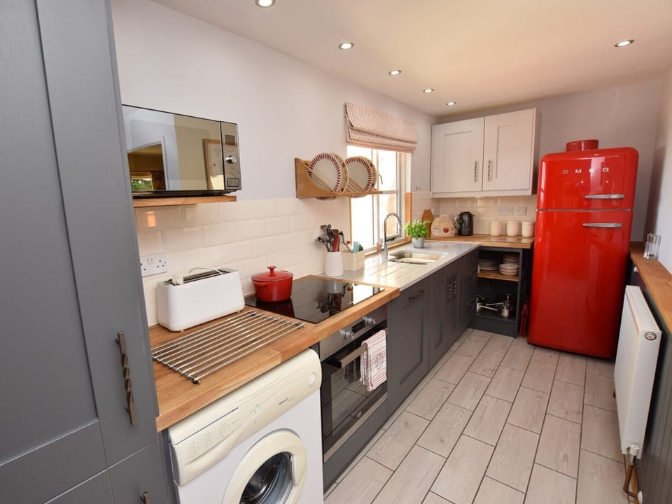 Well-equipped kitchen