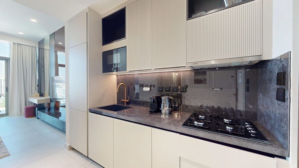 Kitchen-Hyde Walk Residence-Al Satwa