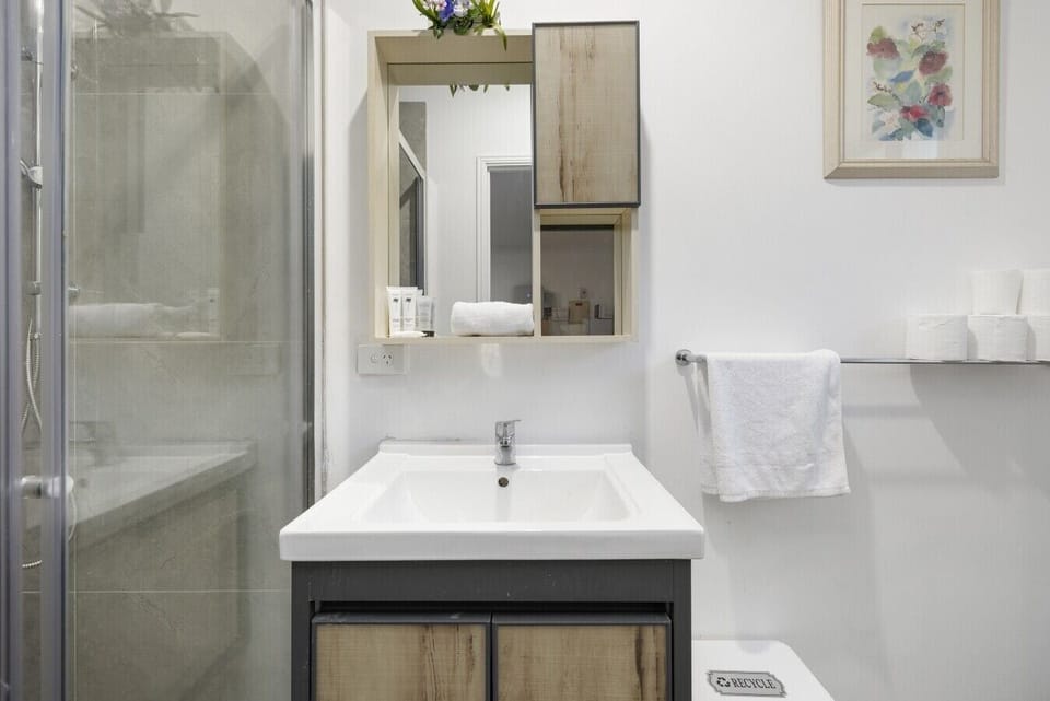 95 Daisy Hill Rd - studio07