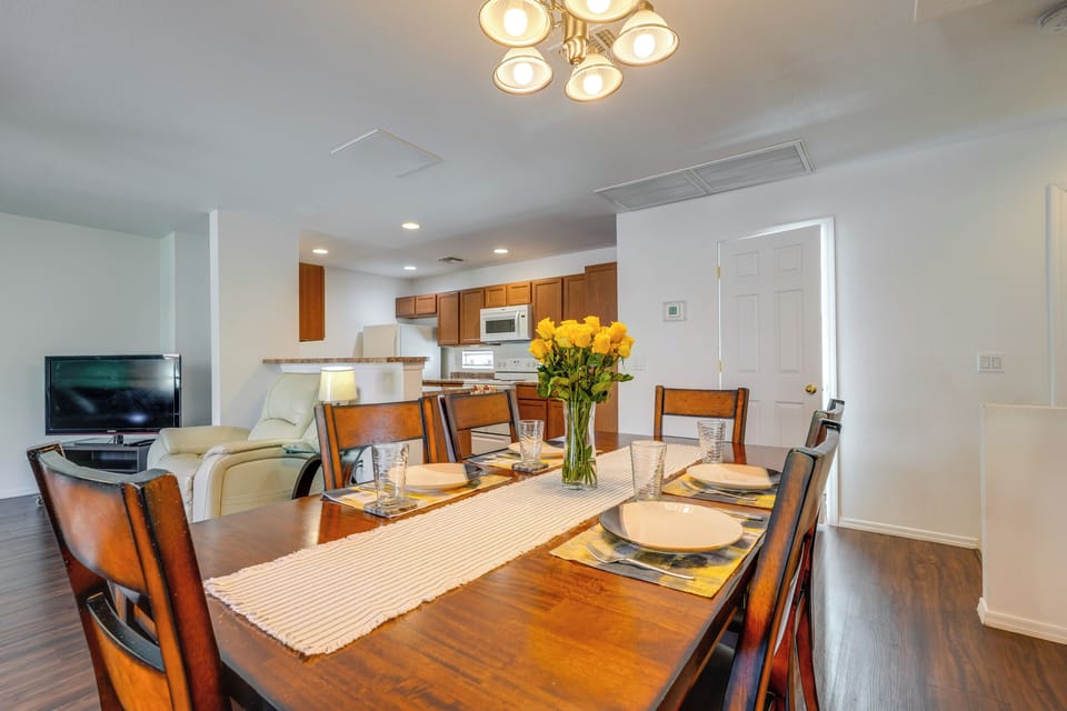 Kitchen | Dining Area