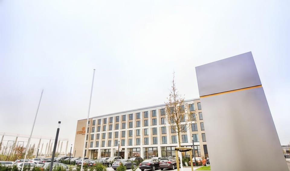 See the hotel’s setting and convenient on-site parking nearby.