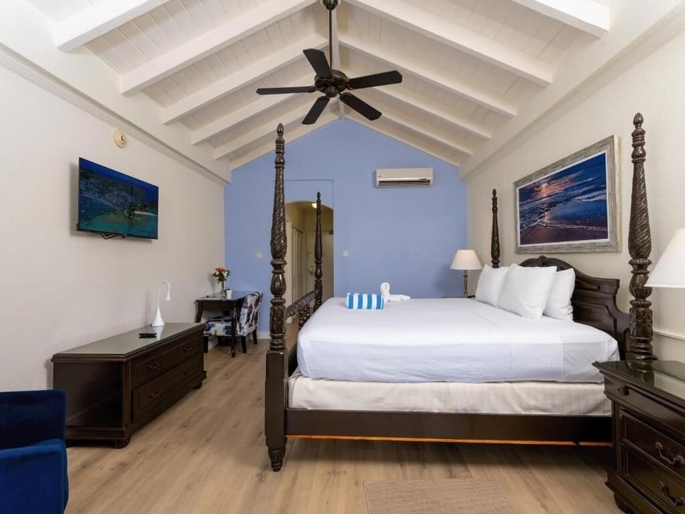 Bedroom. Interior and views may vary based on location and availability.
