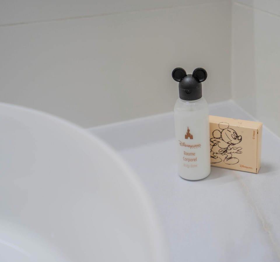 Bathroom amenities
