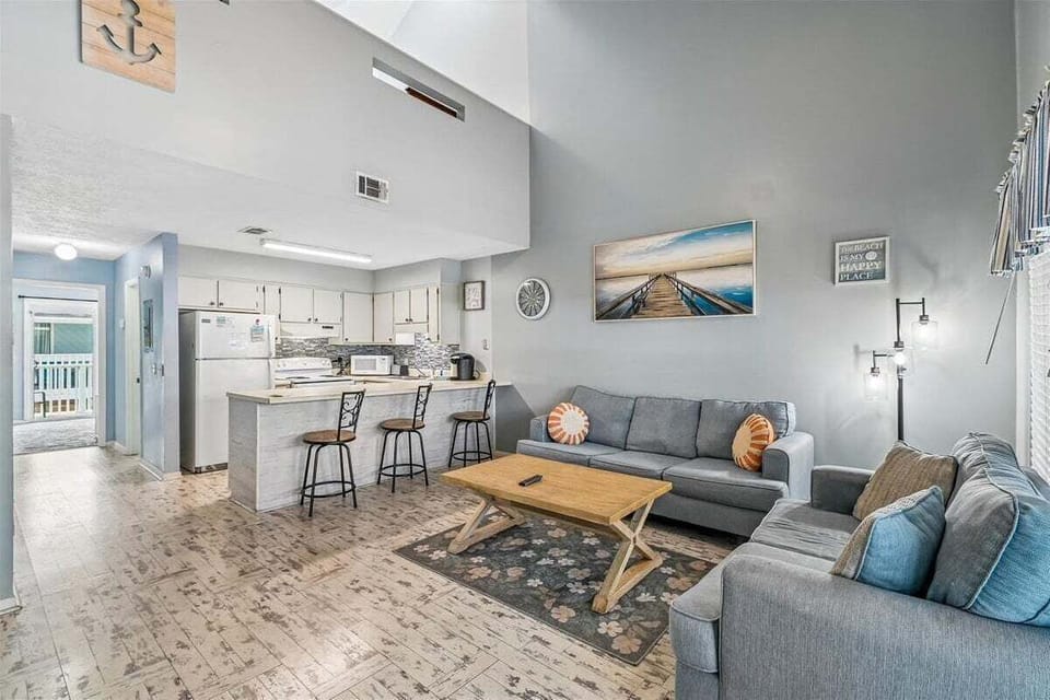 Open Kitchen/Living Room