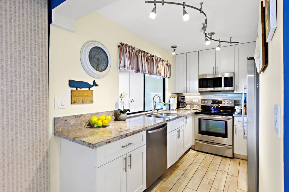 Our fully equipped kitchen lets you set the pace