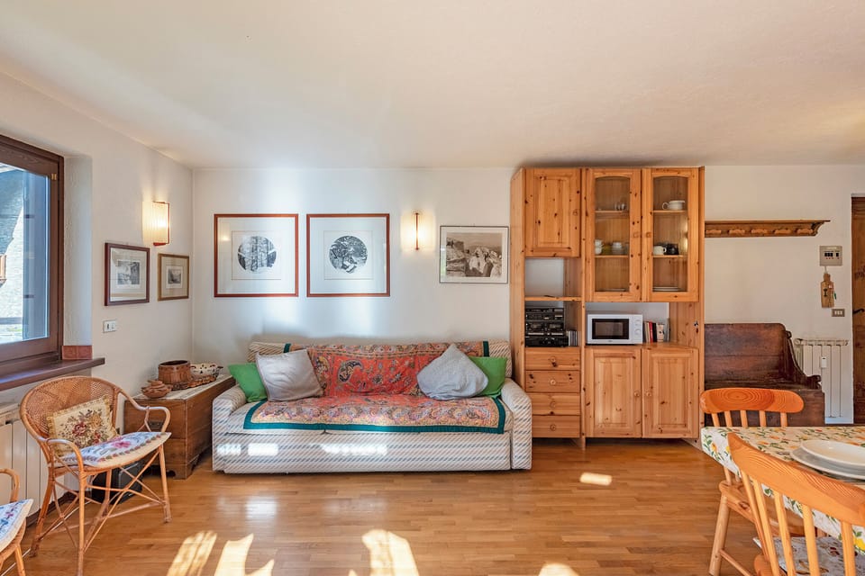 Living and dining room