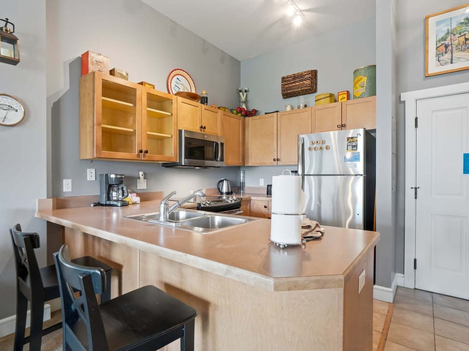 Indoors, Kitchen, Appliance, Microwave, Oven