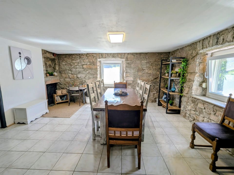 Nature lodge, pets allowed - 6 guests Cottage in Vosges