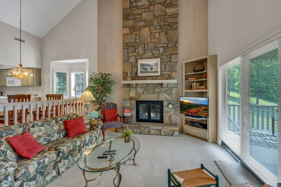 Sliding glass window out to the deck allows for plenty of light