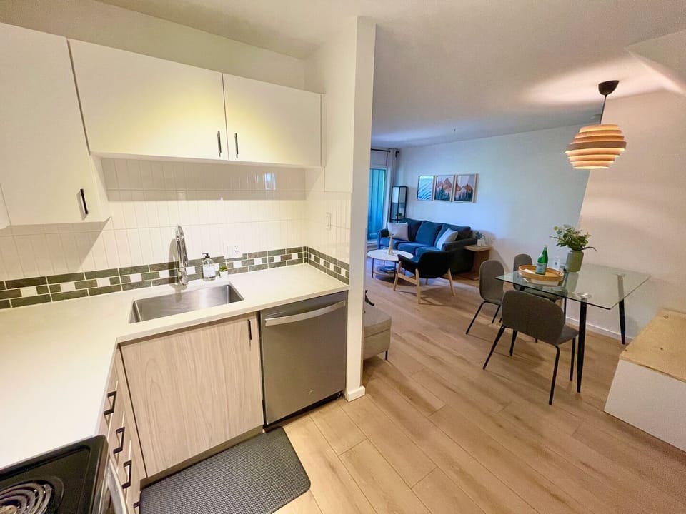 Property #6: Open floor plan