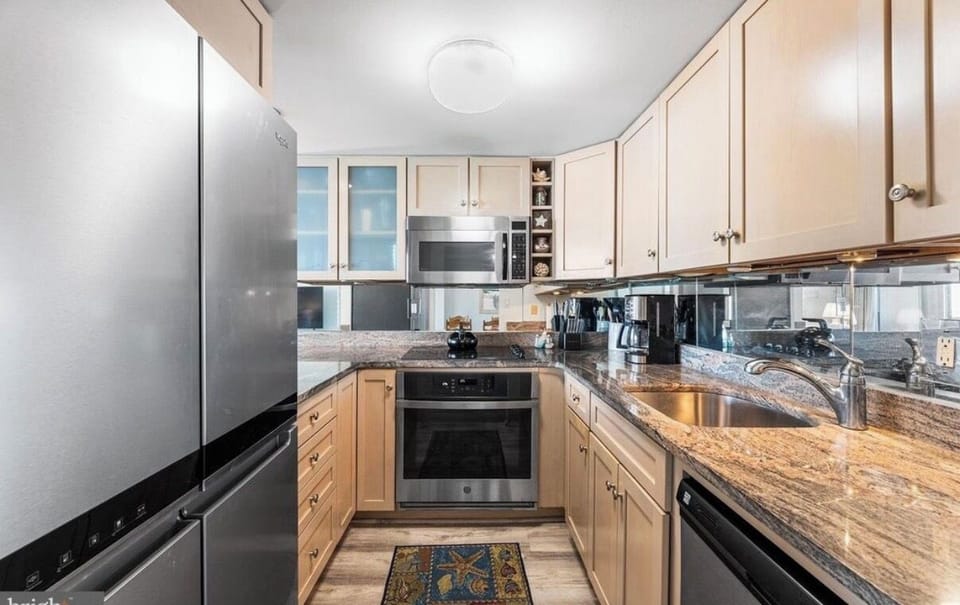 Full Stocked Kitchen