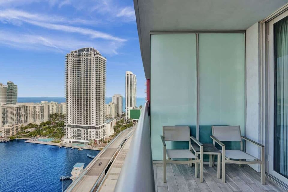 Gorgeous Ocean and Canal view from your private balcony