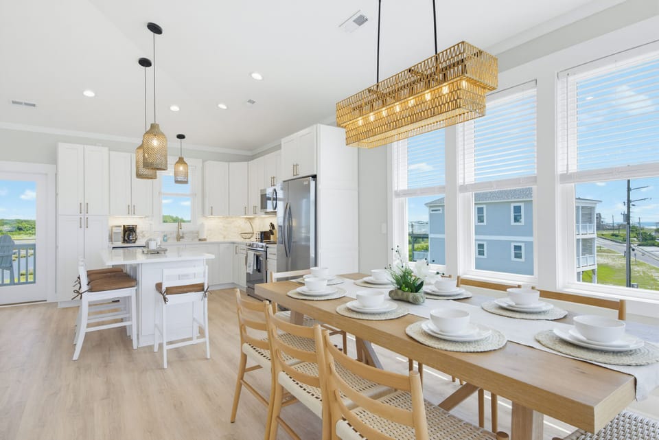 Open dining room with panoramic ocean and sound views.