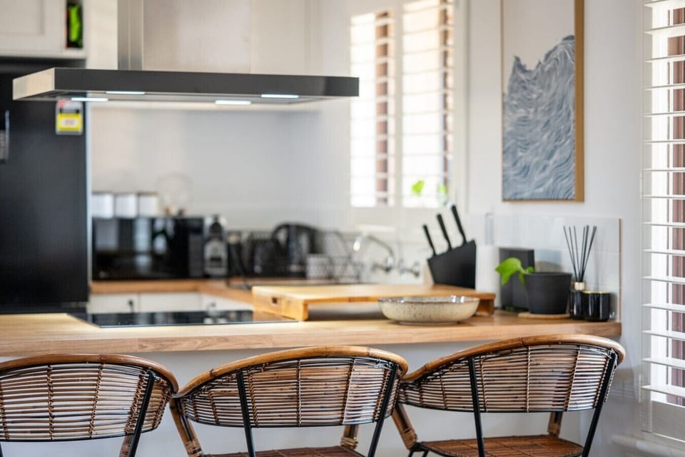 Kitchen-Dining (8)