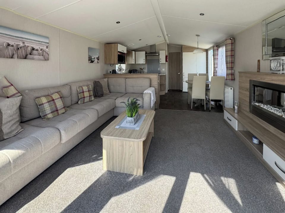 Open plan living space | Willerby Sierra - North Wales Holidays, Towyn