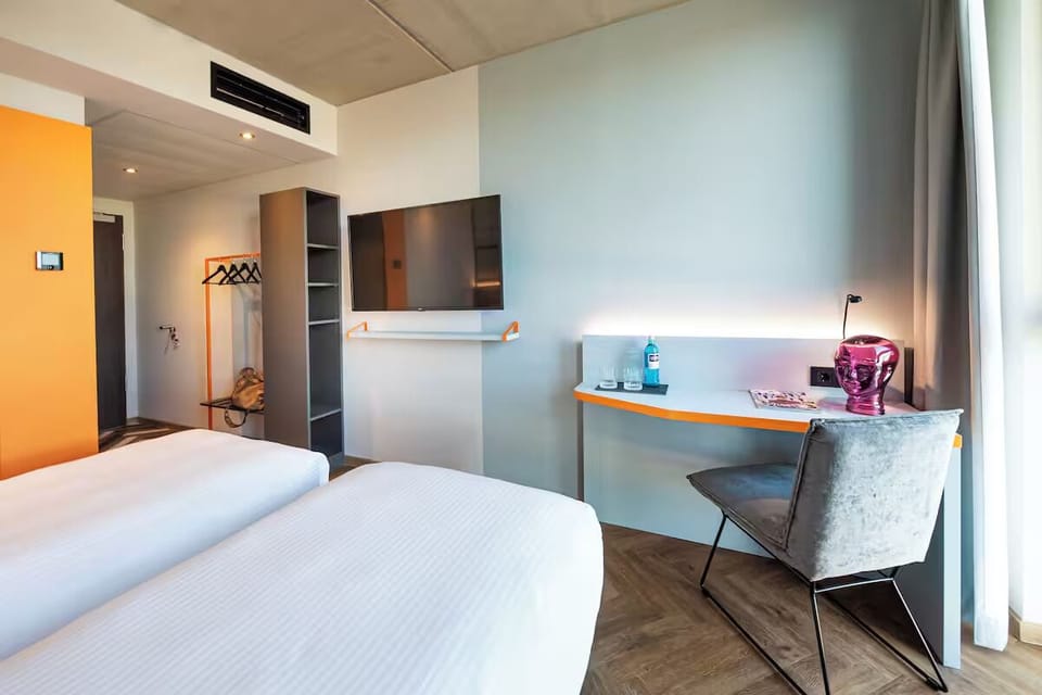Spread out comfortably with smart storage and a bright, airy feel.