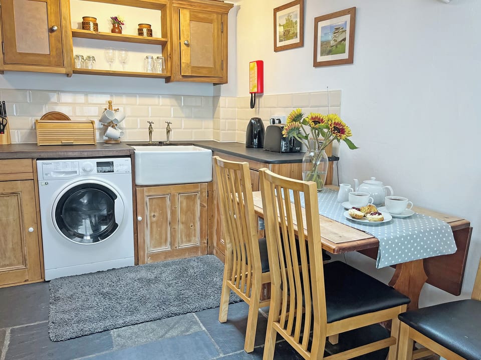 Kitchen area | Mole Cottage - Henwood Holidays, Liskeard