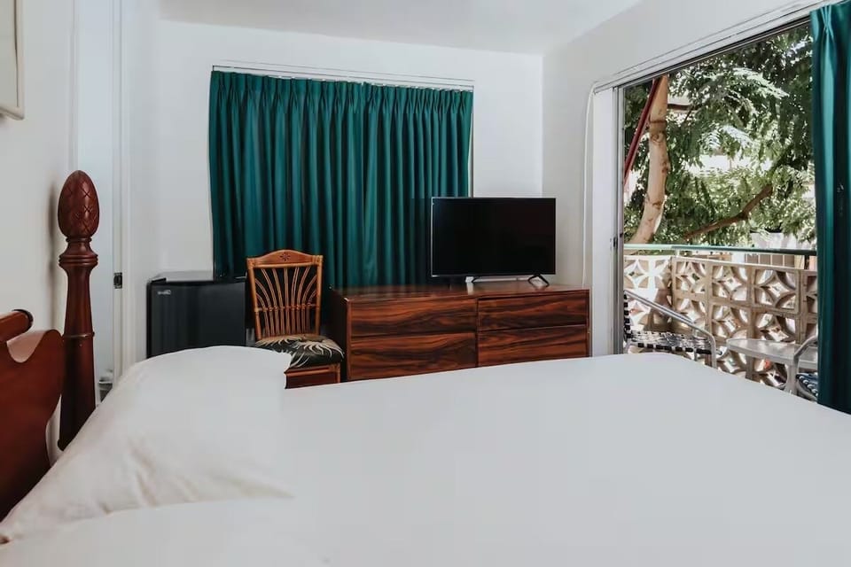 Lounge on the bed, stream favorites, and feel the breeze.