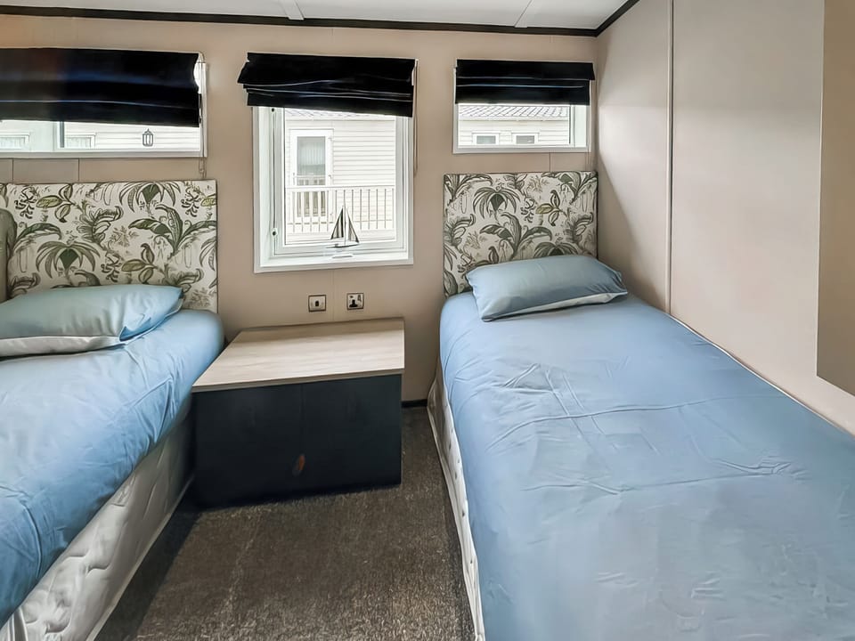 Twin bedroom | Monaco Duo - Golden Gate Holidays, Towyn