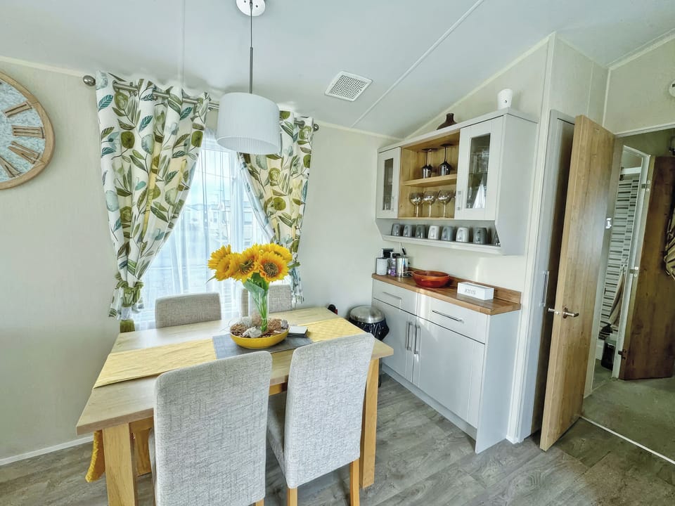 Dining Area | Willerby Winchester - North Wales Holidays, Towyn