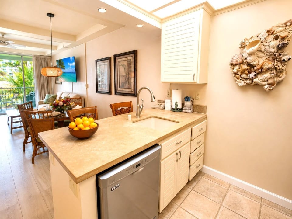 Well-appointed kitchen with everything you need to cook