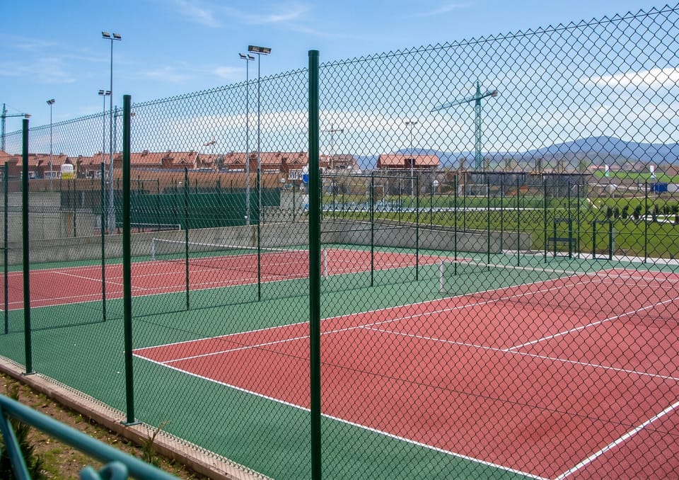 Field (volley/tennis)