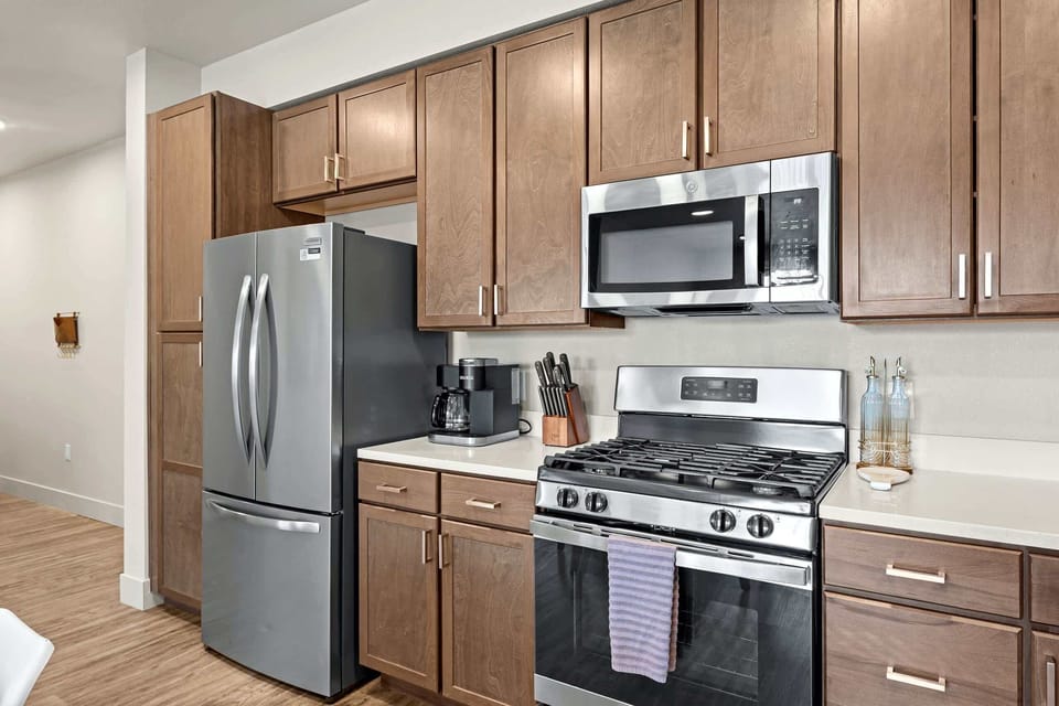 Cook with ease on the gas range with stainless appliances and generous counter space.