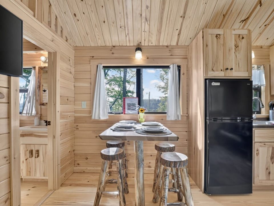 Dining Area | Rustic Table | Wood Paneling & Scenic Views