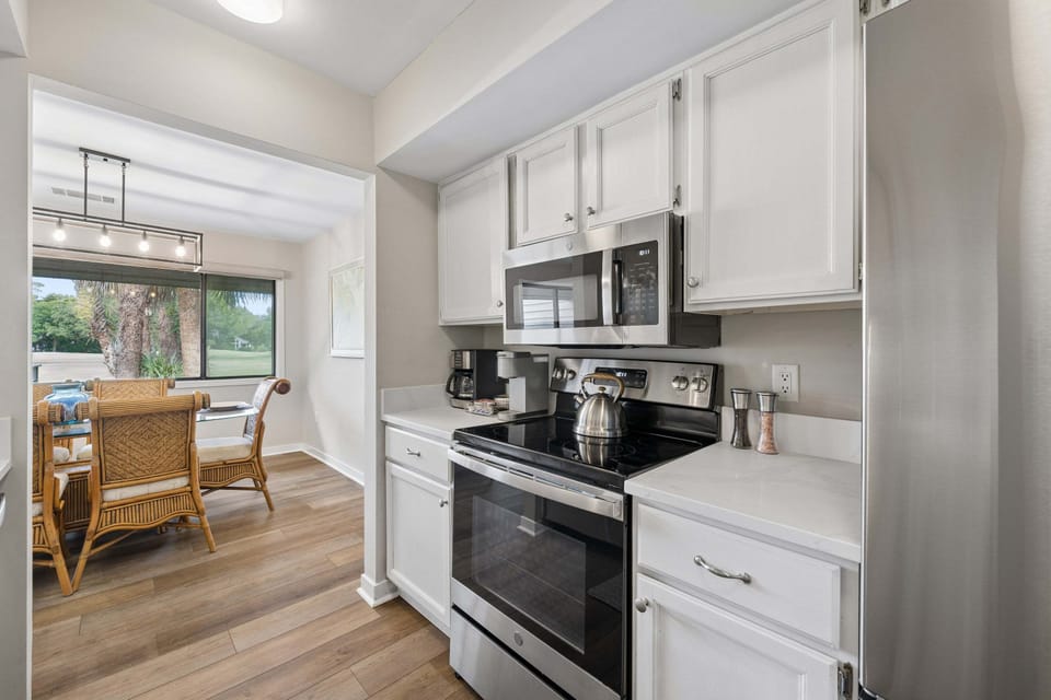 A kitchen made for easy island living