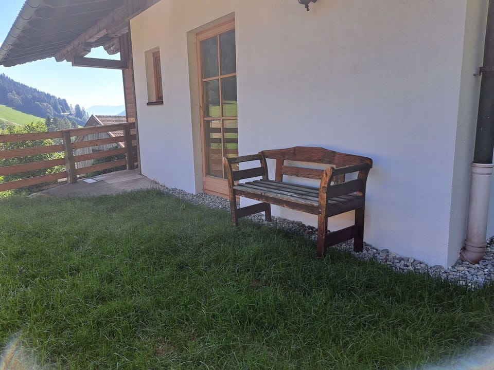 Cottage, Lawn, Porch, Yard, Wood Stain, Shade, Backyard, Outdoor Furniture, Hardwood, Landscaping