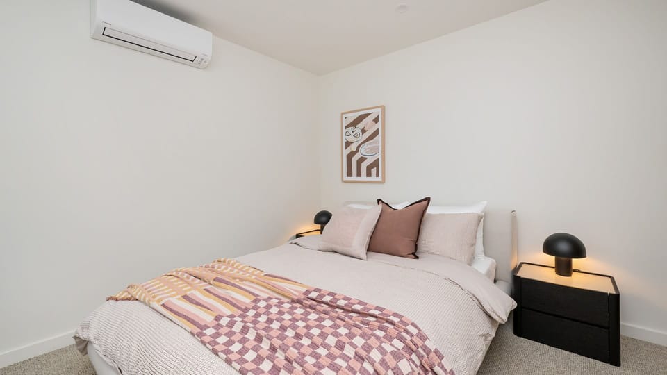 Large  2nd Bedroom with BIR and Queen Bed 