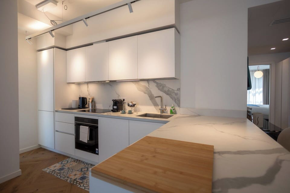 Autumn, Kitchen, Living Room, Spring, Summer