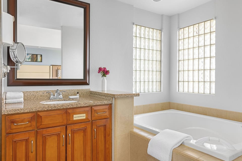 Two Bedroom Villa at Marriott's Desert Springs Villas I Resort Apartment in Palm Desert
