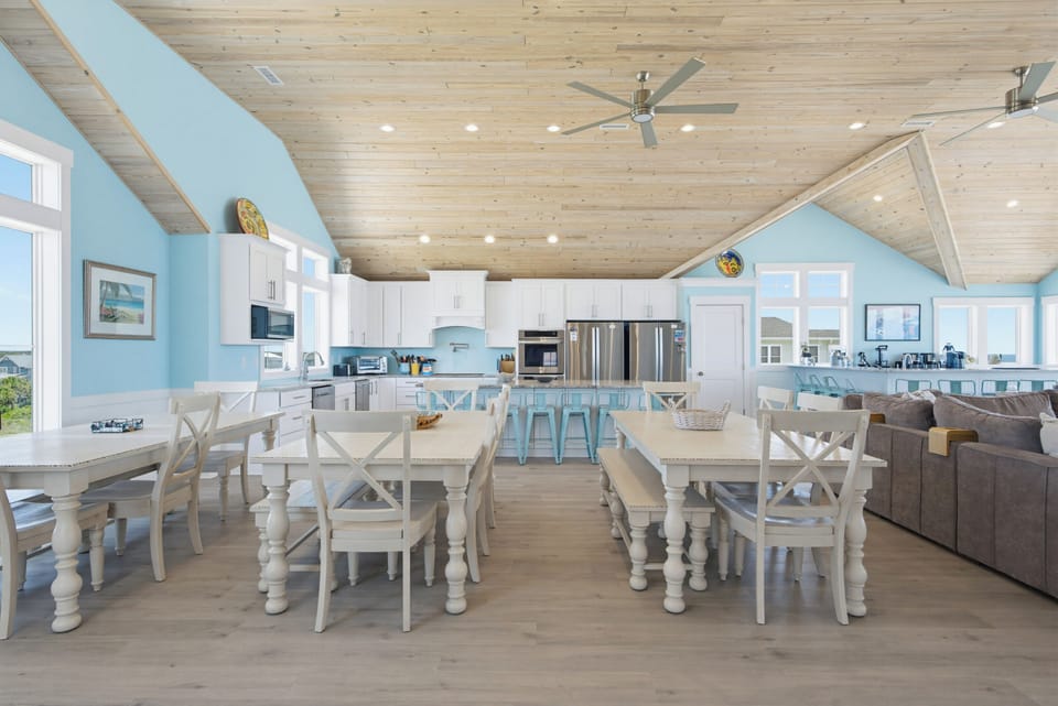 Kitchen dining living