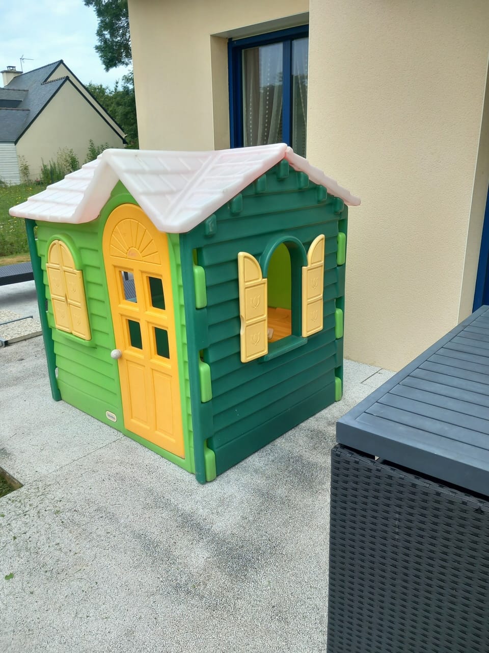 Exterior detail