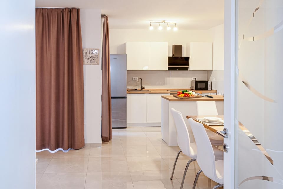Kitchen and dining area